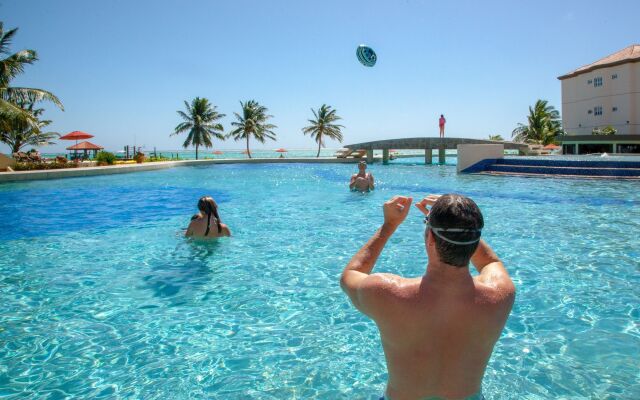 Grand Caribe Belize