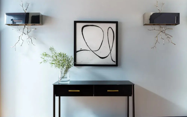 Stunning Back Bay Suites by Sonder
