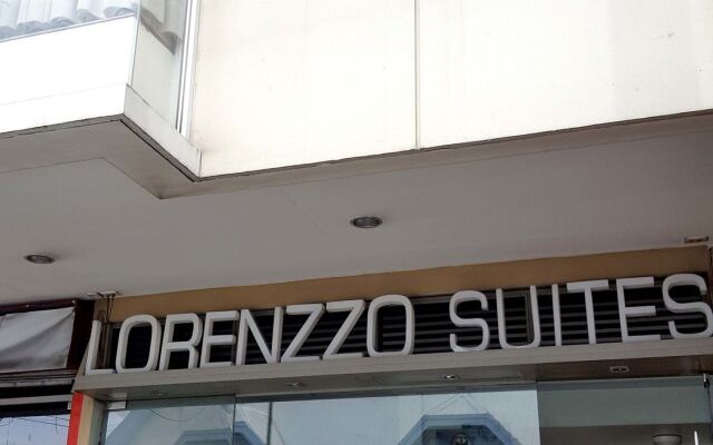 Lorenzzo Suites Hotel