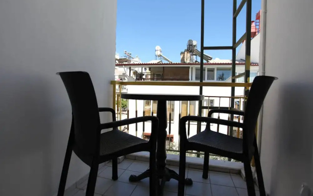 Golden Spark Apart Hotel