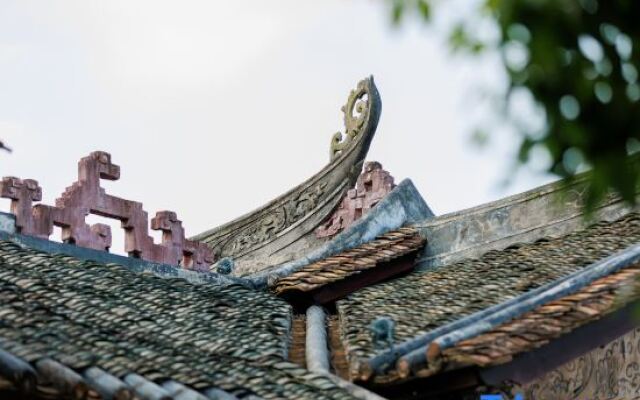 Deng Stone House Pastoral Resort