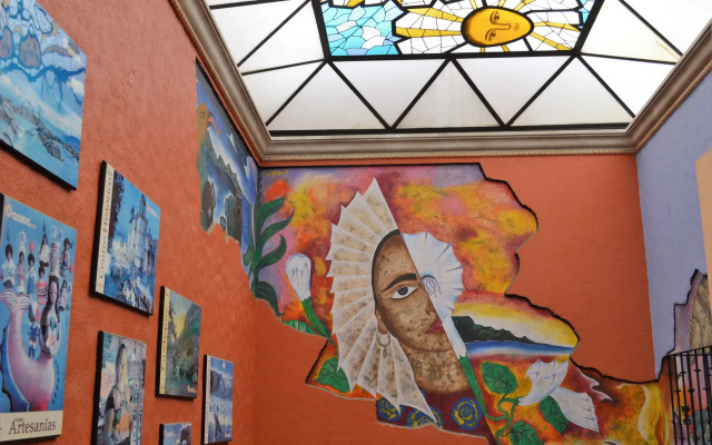 Hotel Santa Helena Plaza