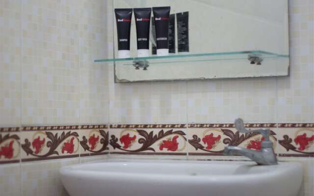 RedDoorz @ Pendawa Kartika Plaza 2