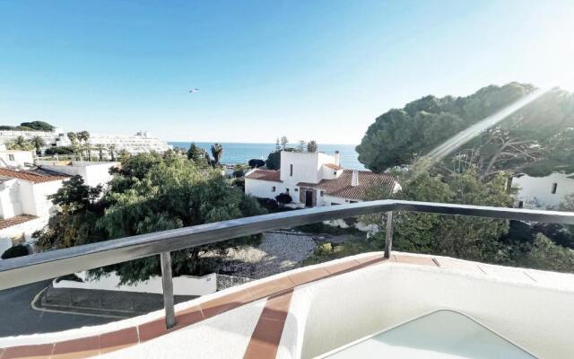 Beachfront Oura - 100m Beach, Seaview, Garage, 300m Strip