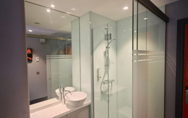 easyHotel Belfast