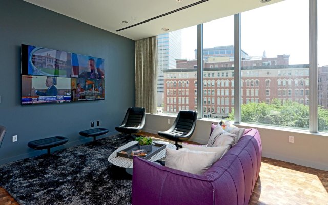 Global Luxury Suites at The Financial District