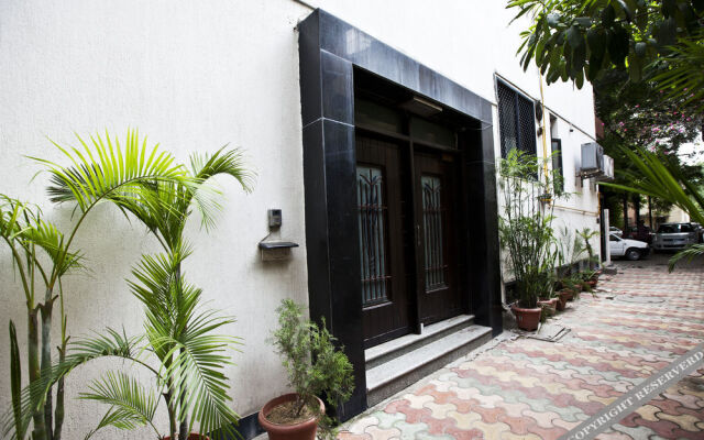 Azhan Residency