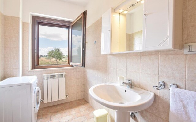 Nice Apartment in Montefelcino With 2 Bedrooms and Wifi