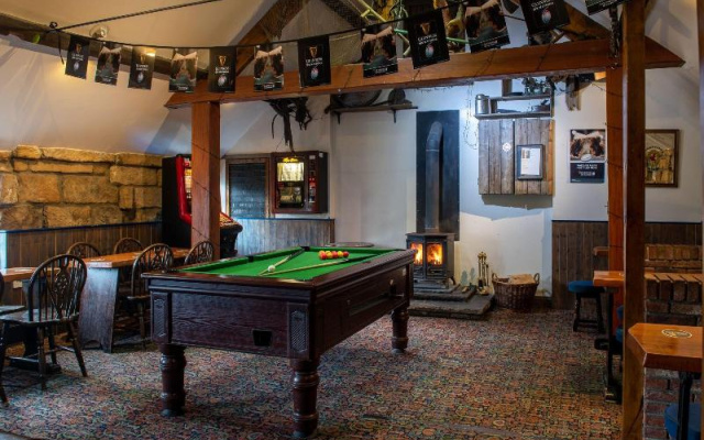 The Fox and Hounds