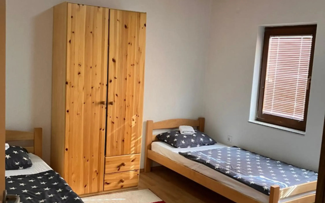 Cozy 2 bedroom apartment