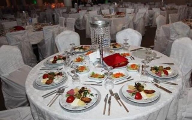 Yücesoy Liva Hotel Spa & Convention Center Mersin