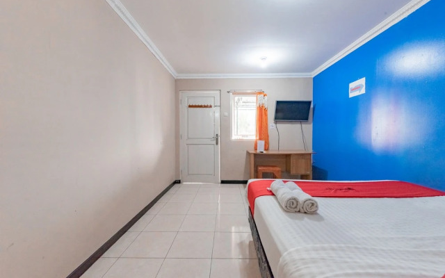 RedDoorz Syariah @ Cibadak Sukabumi