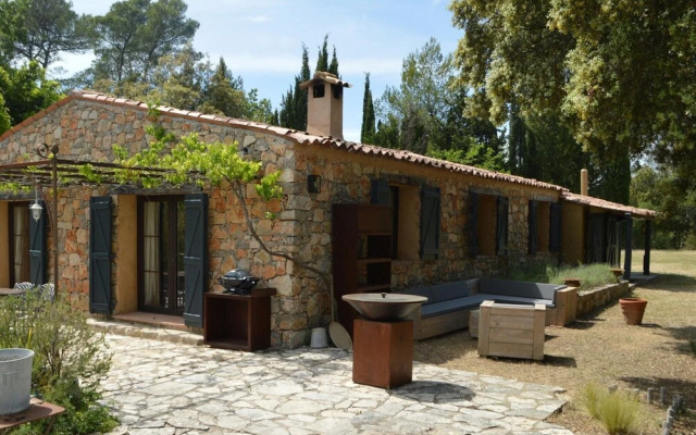 Holiday Home in Lorgues With Private Pool
