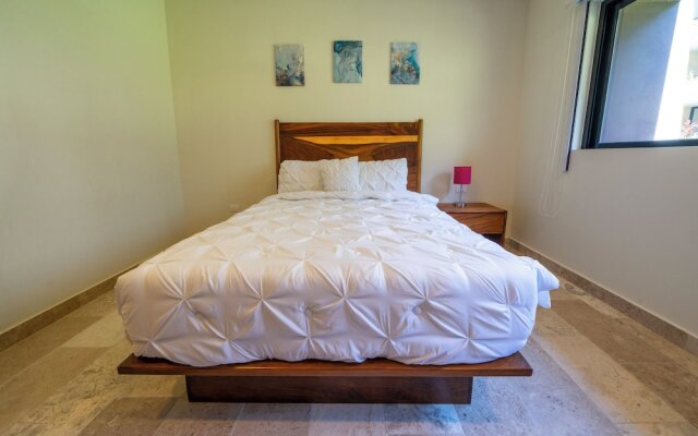 Condo Arena - Rooftop with Ocean Views