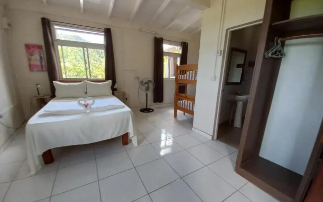 Serenity Lodges Dominica