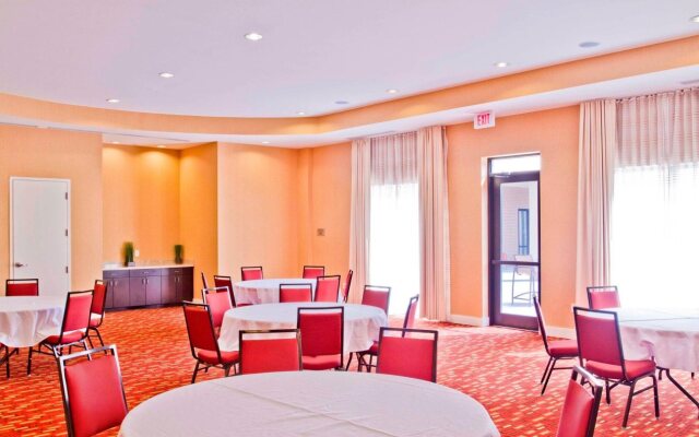 Courtyard Charlotte Concord