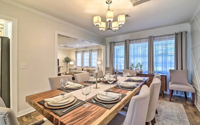 Mid-century Modern Escape in Central Lakeland!