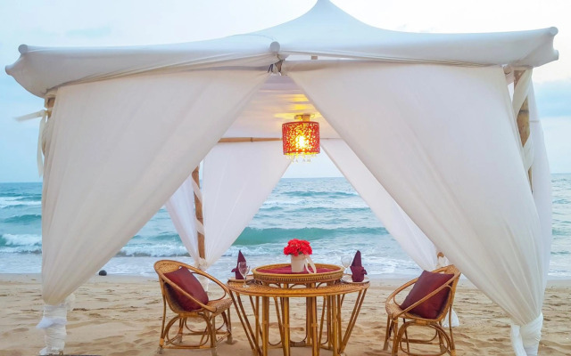 Saint Tropez Beach Resort Hotel