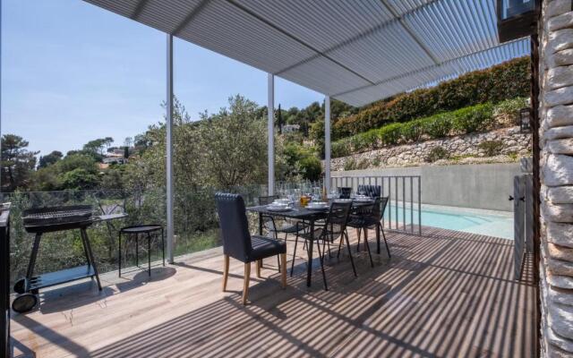 SERRENDY CALIFORNIA-STYLE HOUSE Swimming pool absolute calm!