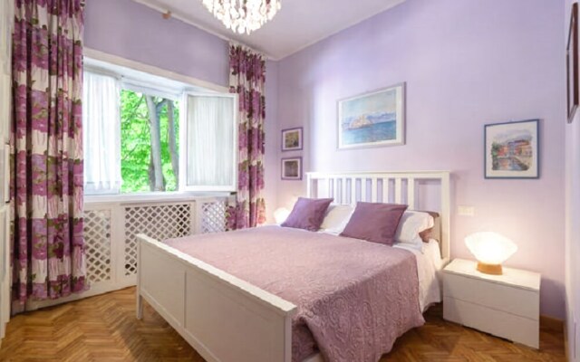 Superior 5 BD & BR Apt in Vatican Area