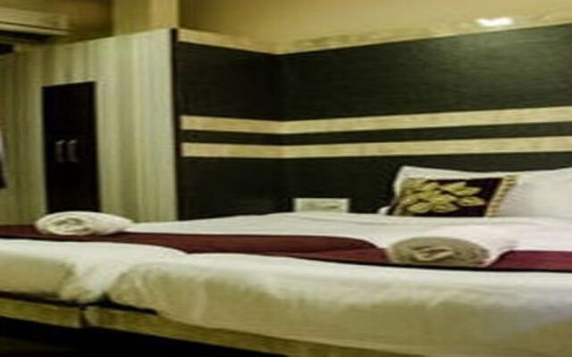 Room Maangta 122 - Andheri East