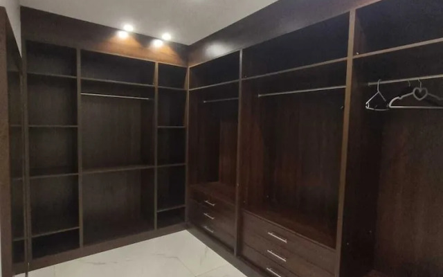 Hometel Khozama Jed