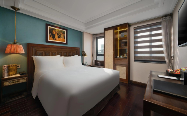 Peridot Gallery Classic Hotel – Guest Rooms – Hanoi