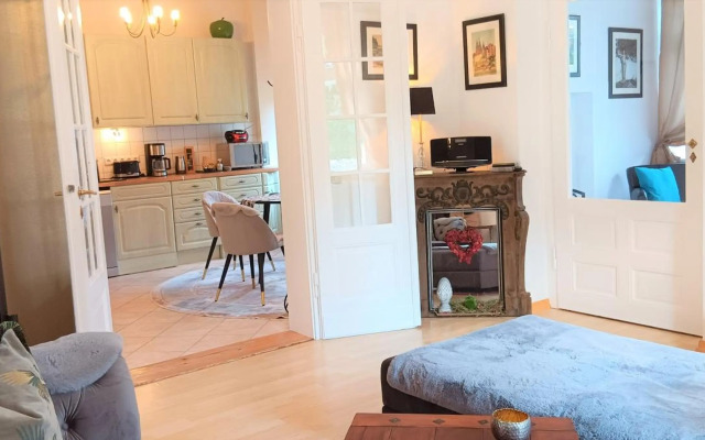 VILLA FREIA Dresden & Großer Garten Wohlfühlfactory by Freia