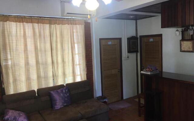 Mina Homestay Sai Yok