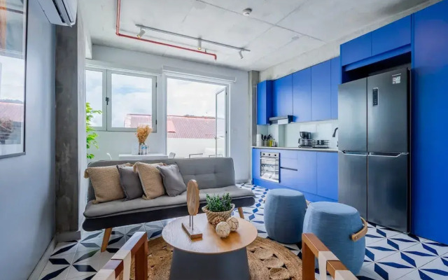 w Cool 1BR With Private Terrace in Plaza Herrera