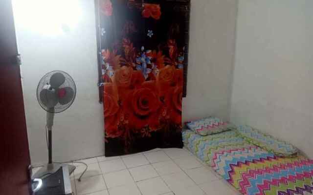 Tambak Bayan Guesthouse