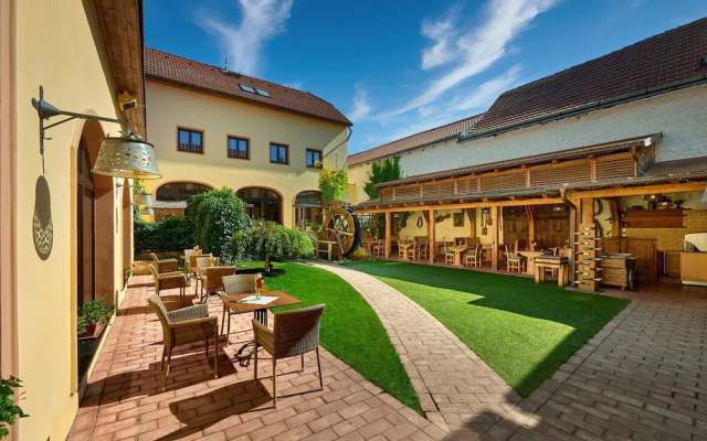 Hotel Selský Dvůr