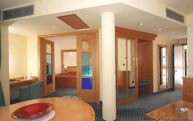 Hotel President