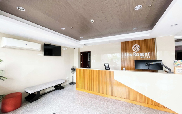 Lea Robert Hotel Angeles City