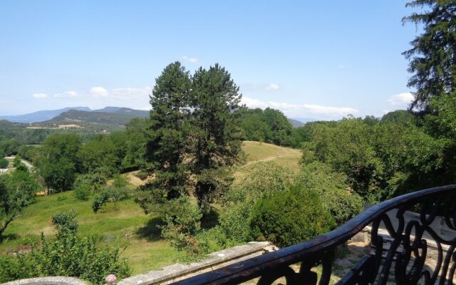 L'annexe du Château de Saint Genix