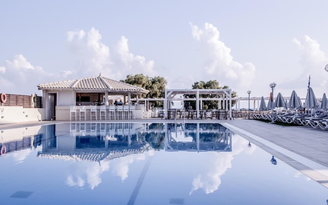 Neptuno Beach Resort