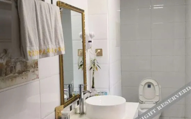 Minhe Zhiyou Business Hotel