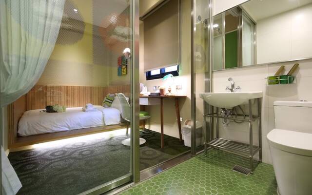 Apartment 321