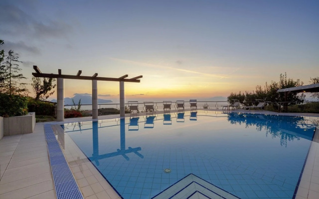 Villa Elia