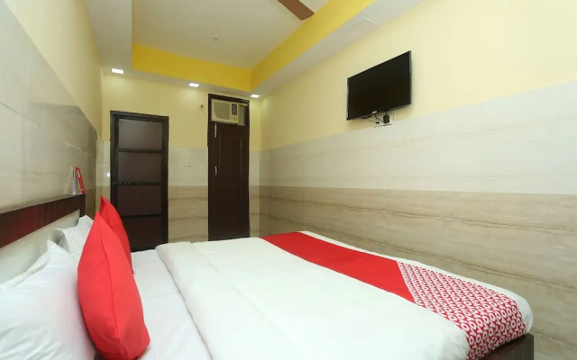 Santosh Residency by OYO Rooms