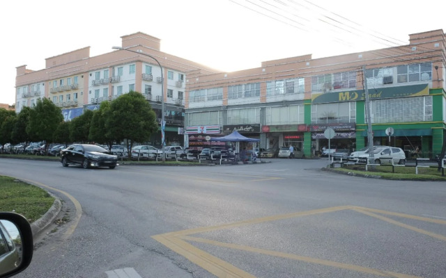 Natol Homestay-LA (Tabuan Jaya)