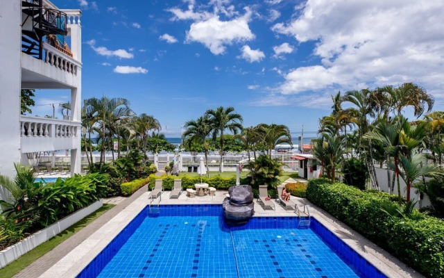 Ground Floor Unit in Beautiful Beachfront Complex