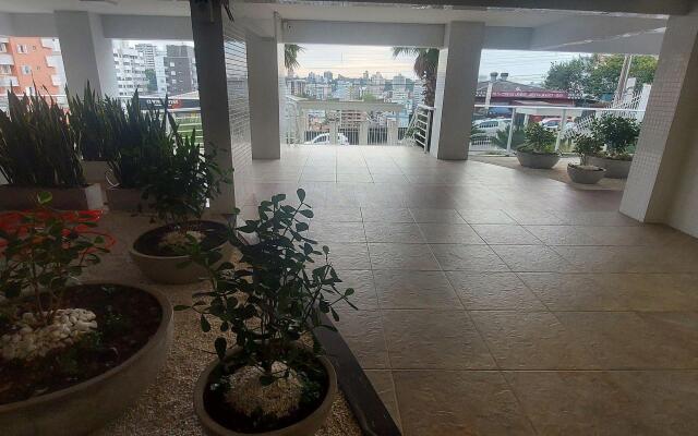 Apto Encantador Próximo Av. Gastronômica