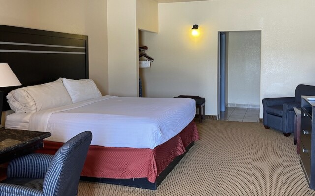 Sunbridge Inn and Suites