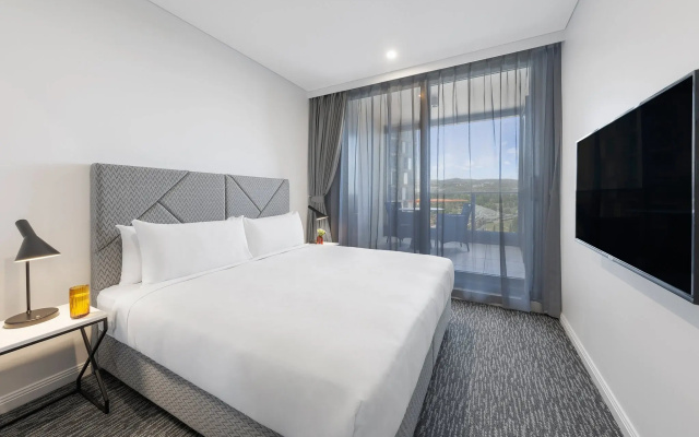 Meriton Suites Canberra