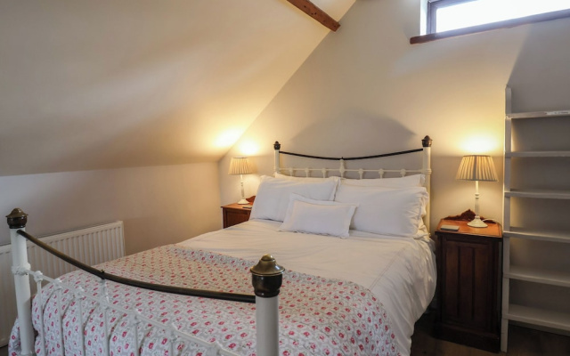 Apple Loft