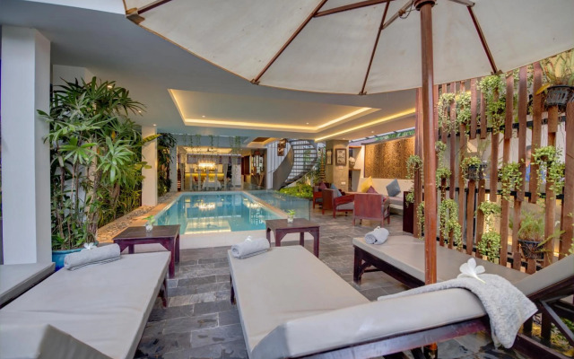 Solitaire Damnak Villa Hotel