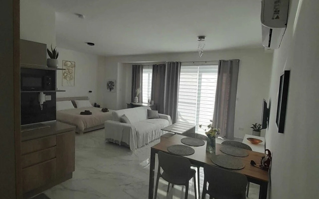 Cozy Couples Apartment in Qawra