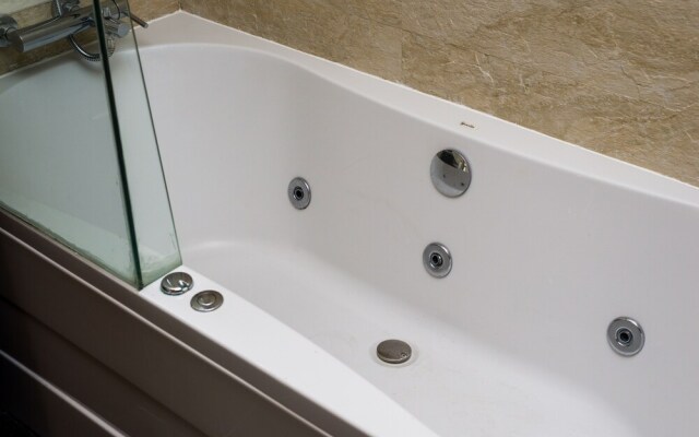 Pretty Porto Apartment by Soulsharing