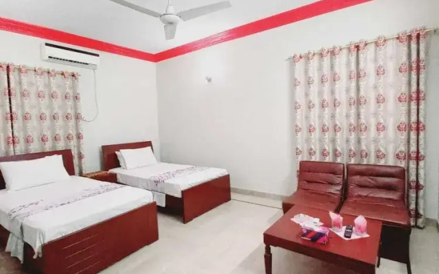 Royal Hotel